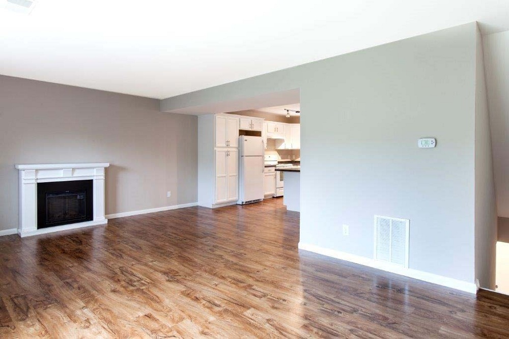 Whispering Hills Townhomes Madison Campus & Downtown Apartments