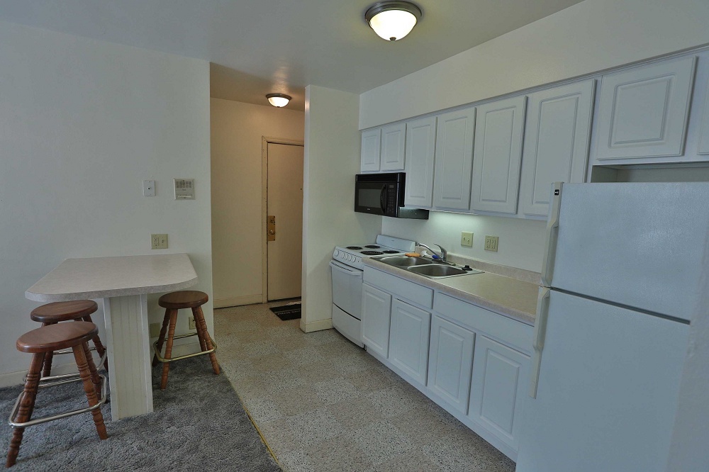 228 Langdon Apartments Madison Campus & Downtown Apartments